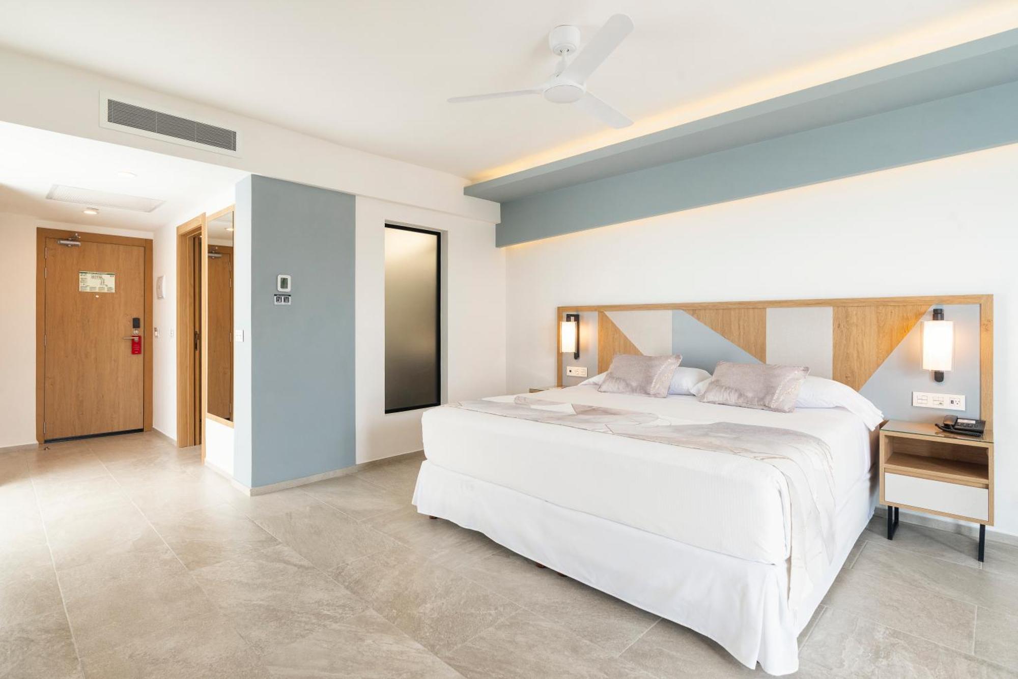 Junior Suite with Ocean View